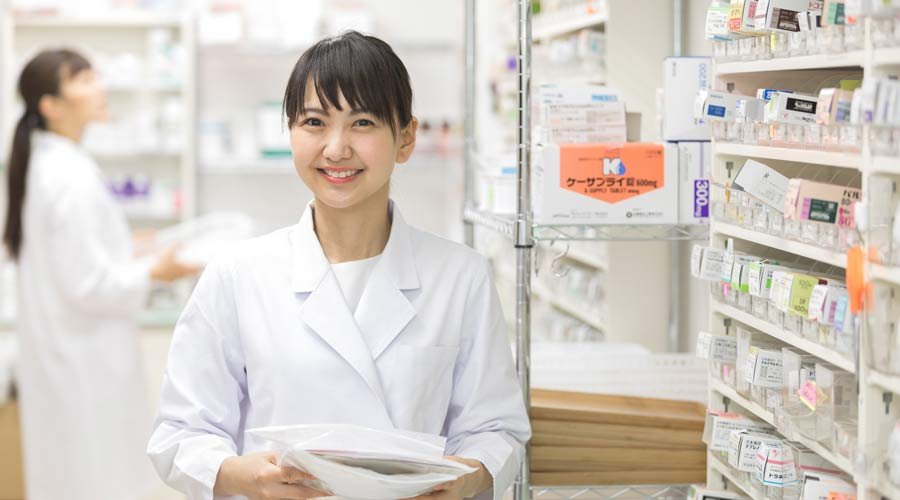 薬剤師が飽和状態になってもキャリアアップ・年収アップを叶えるには？