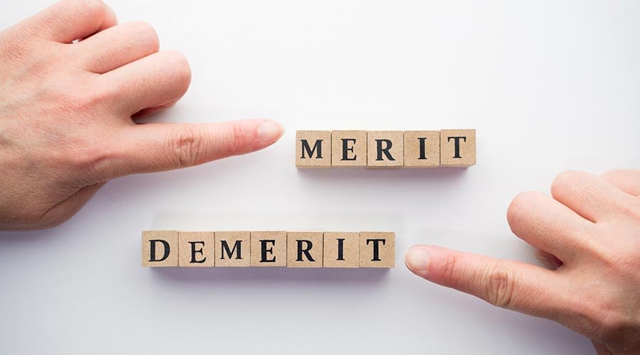 ドラッグストア転職のメリットと注意点【働き方・年収・将来性】