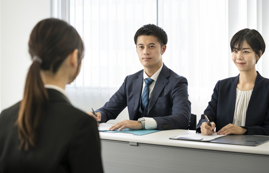 3.スギ薬局に新卒入社するなら？ 初任給と失敗しない企業選びのコツ