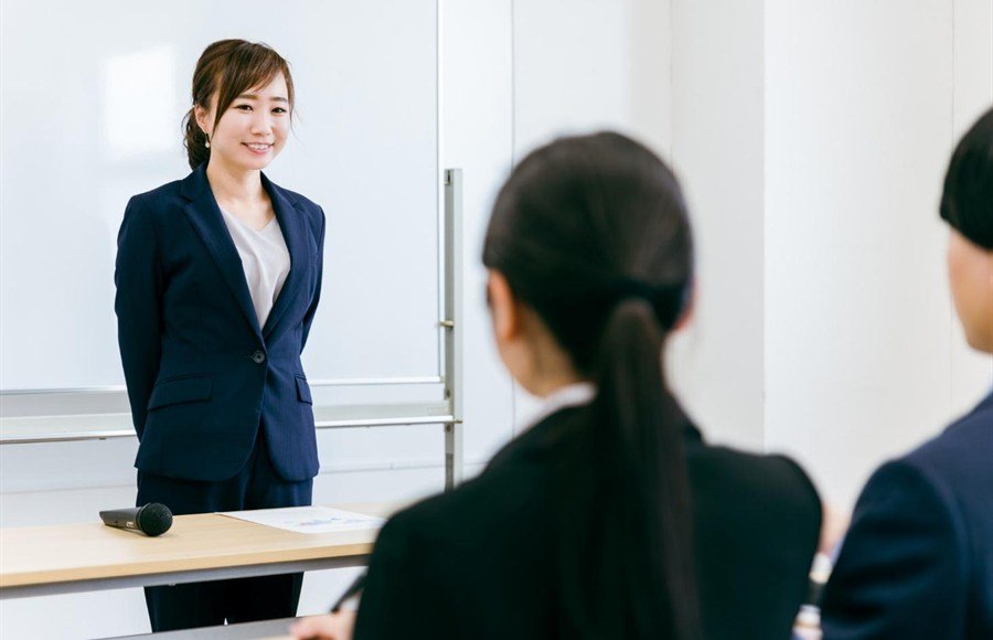 8. 逆質問と一貫させる薬剤師面接対策｜自己紹介・志望動機のまとめ方